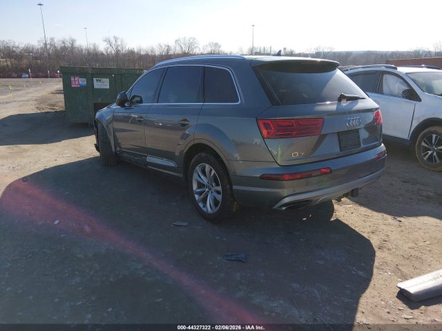 2017 AUDI Q7 WA1LHAF75HD049600 Photo 2