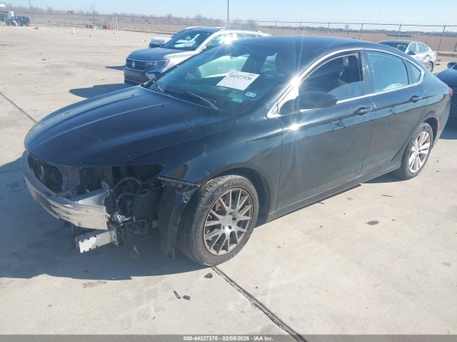 Продажа на аукционе авто 2015 Chrysler 200 Limited, vin: 1C3CCCAB2FN623139, номер лота: 44327370