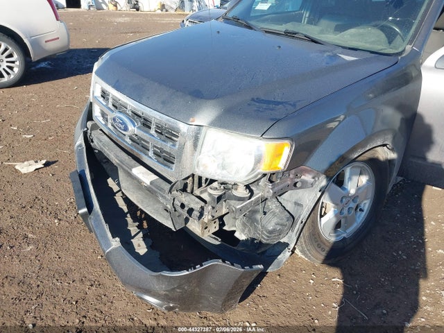 2010 FORD ESCAPE 1FMCU9D71AKC52032 Photo 5