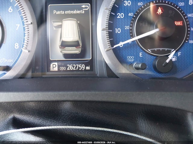 Toyota Sienna Le 8 Passenger 2018 5TDKZ3DC7JS938239 Image 16
