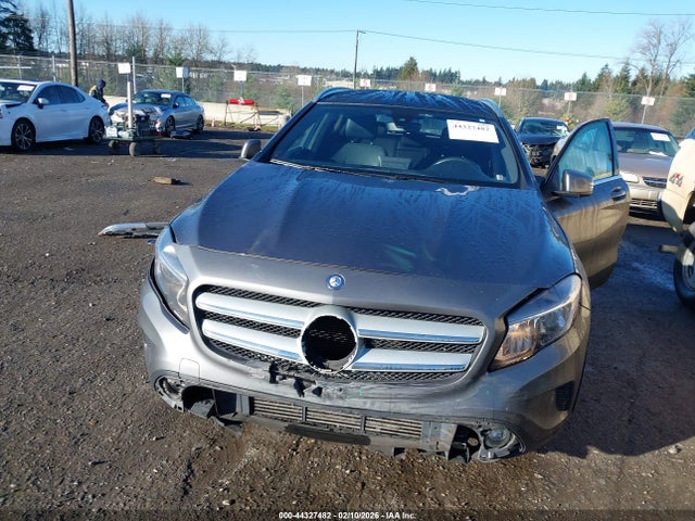 WDCTG4GB5HJ301743 Mercedes-Benz Gla 250 4matic