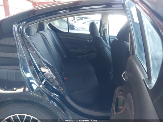 3N1CN7AP7JL871469 Nissan Versa 1.6 Sv