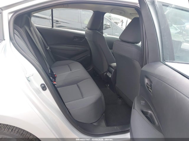 5YFB4MDE1TP380390 Toyota COROLLA LE