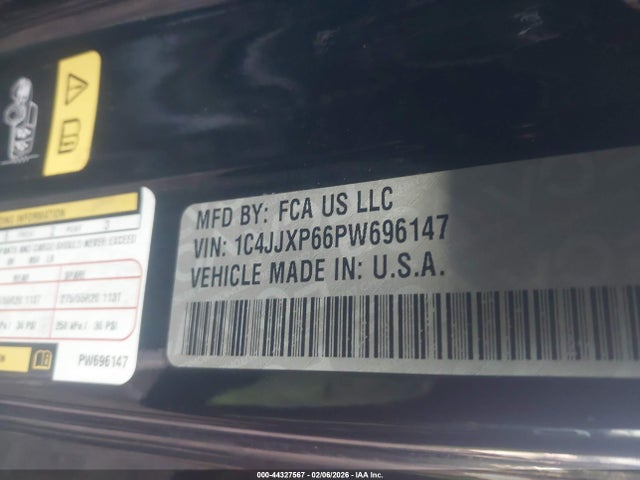 2023 Jeep Wrangler 4xe Sahara 4x4 მანქანა იყიდება აუქციონზე, vin: 1C4JJXP66PW696147, აუქციონის ნომერი: 44327567