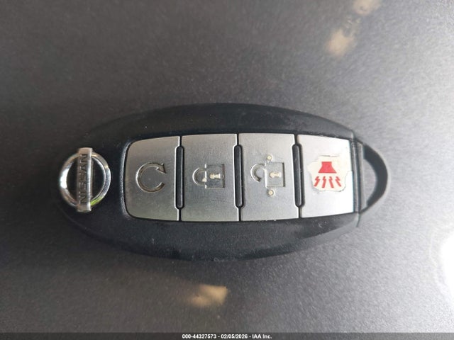 Продажа на аукционе авто 2017 Nissan Rogue Sv, vin: KNMAT2MT1HP561337, номер лота: 44327573