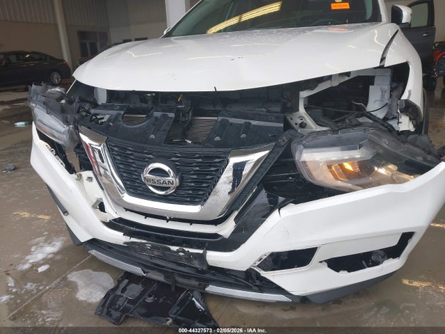 Продажа на аукционе авто 2017 Nissan Rogue Sv, vin: KNMAT2MT1HP561337, номер лота: 44327573