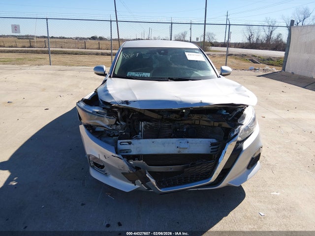 1N4BL4BV6MN388821 Nissan Altima S Fwd