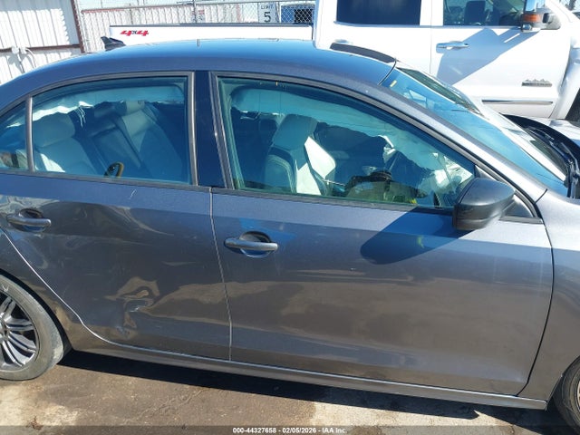 Aukcja sprzedaży 2015 Volkswagen Jetta 1.8t Sport, vin: 3VWD17AJ8FM220889, numer aukcji: 44327658