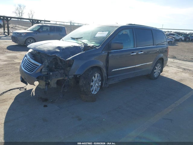44327682 :رقم المزاد ، 2C4RC1BG9GR120605 vin ، 2016 Chrysler Town & Country Touring مزاد بيع