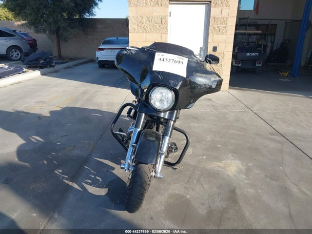 2015 HARLEY-DAVIDSON FLHXS 1HD1KRM31FB692417 Photo 4