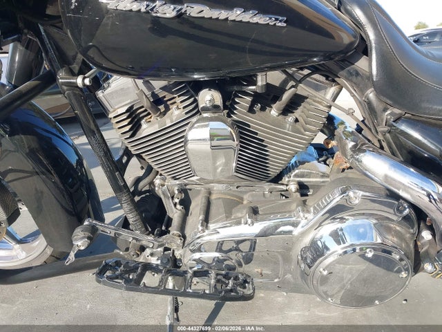2015 HARLEY-DAVIDSON FLHXS 1HD1KRM31FB692417 Photo 8