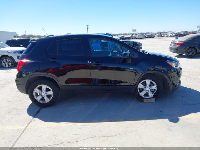 3GNCJKSB2LL119512 Chevrolet Trax Fwd Ls