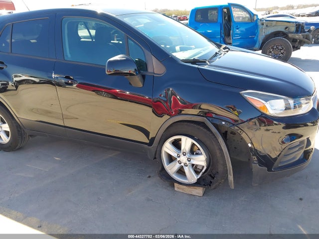 3GNCJKSB2LL119512 Chevrolet Trax Fwd Ls