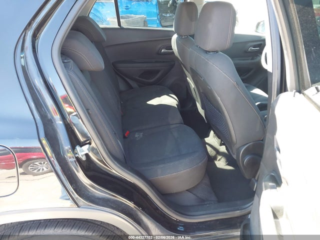 3GNCJKSB2LL119512 Chevrolet Trax Fwd Ls