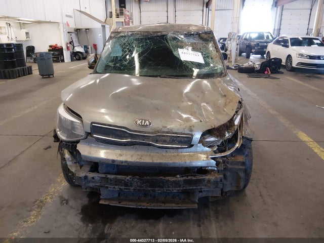 KNDJN2A28H7494659 KIA Soul