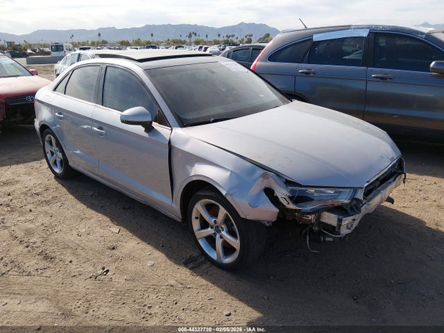 2015 AUDI A3 WAUACGFFXF1058259 Photo 0