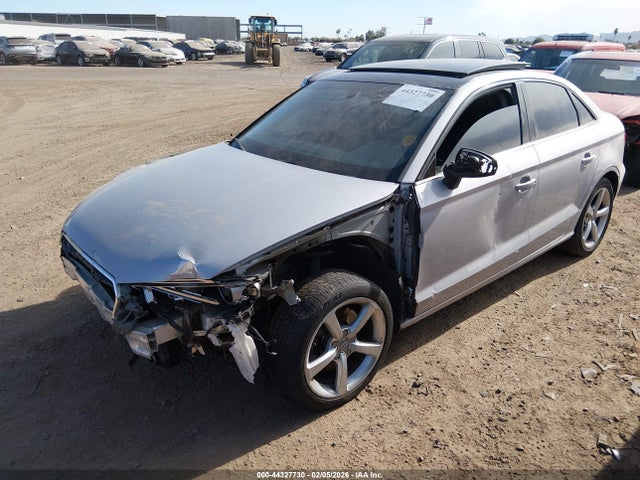 2015 AUDI A3 WAUACGFFXF1058259 Photo 1