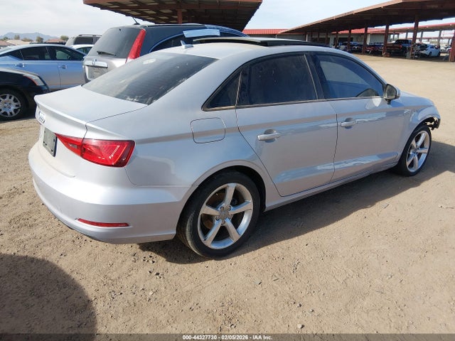 2015 AUDI A3 WAUACGFFXF1058259 Photo 3