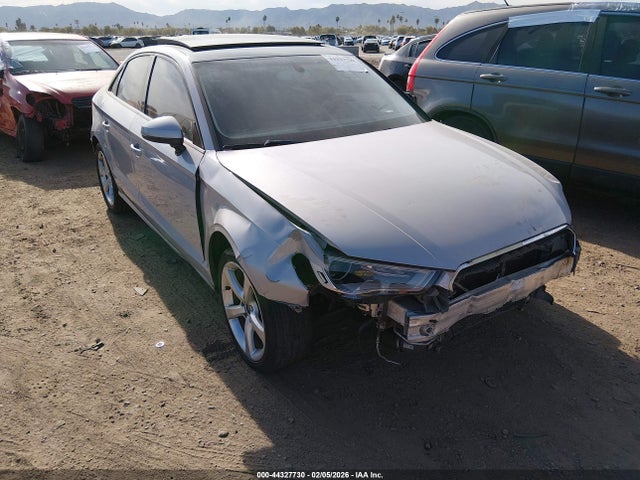2015 AUDI A3 WAUACGFFXF1058259 Photo 5