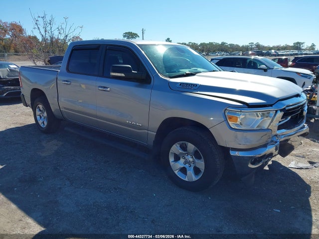 2019 RAM 1500 1C6SRFFT2KN856741