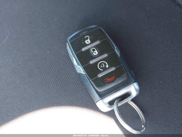 2019 RAM 1500 1C6SRFFT2KN856741 Photo 10