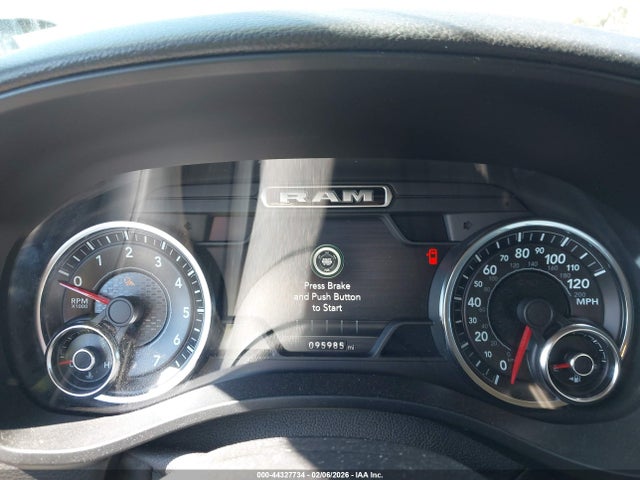 2019 RAM 1500 1C6SRFFT2KN856741 Photo 6