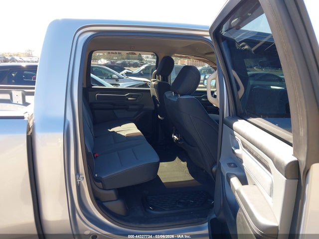 2019 RAM 1500 1C6SRFFT2KN856741 Photo 7