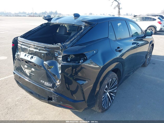 2023 LEXUS RZ 450E JTJAAAAB5PA019927 Photo 3