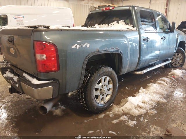 2011 CHEVROLET SILVERADO 2500HD 1GC1KXE86BF257573 Photo 3
