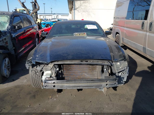 1ZVBP8AMXE5235761 Ford Mustang V6 Premium