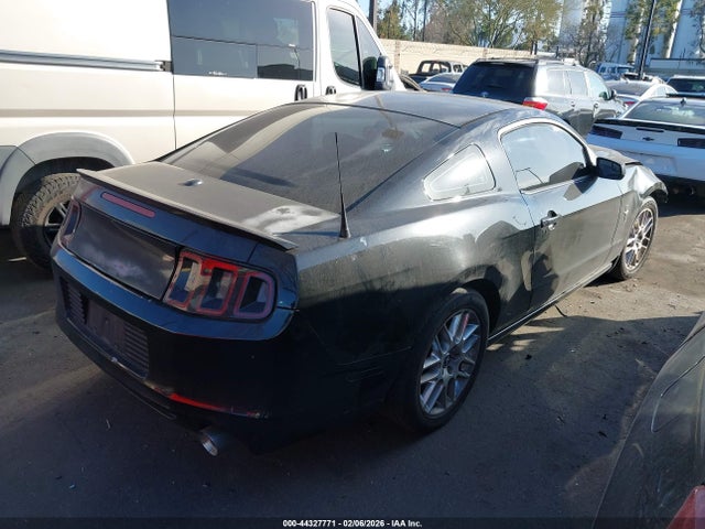 1ZVBP8AMXE5235761 Ford Mustang V6 Premium