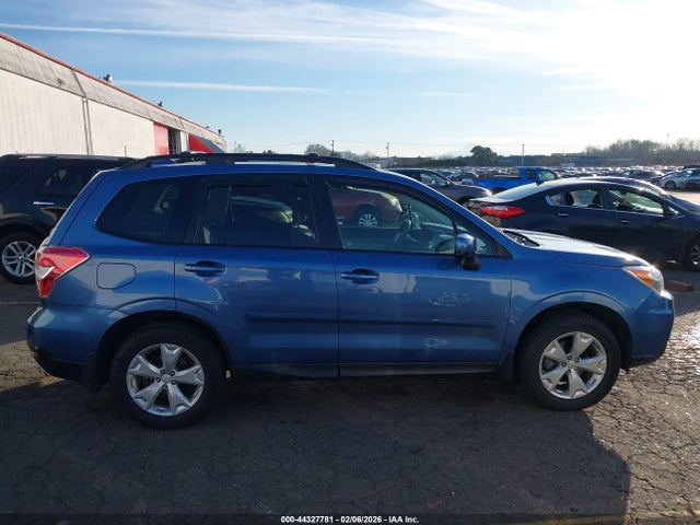 Subaru Forester 2.5i Premium 2016 JF2SJADC5GH489718 Image 13