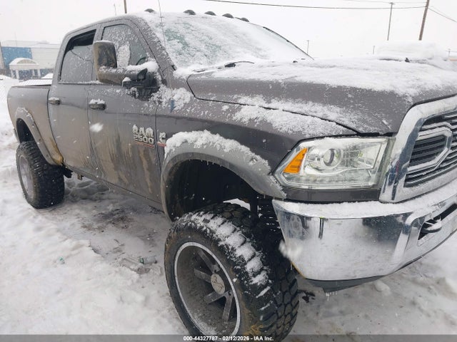 44327787 :رقم المزاد ، 3C6UR5CL6EG144303 vin ، 2014 Ram 2500 Tradesman مزاد بيع