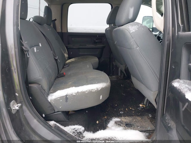 44327787 :رقم المزاد ، 3C6UR5CL6EG144303 vin ، 2014 Ram 2500 Tradesman مزاد بيع