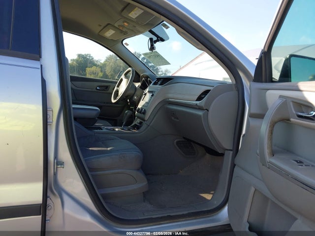 2014 CHEVROLET TRAVERSE 1GNKRFKD6EJ114305 Photo 4