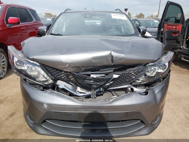 JN1BJ1CP6KW529069 Nissan Rogue Sport Sv