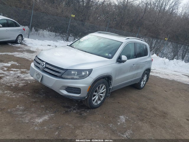 WVGSV7AX2HK018719 Volkswagen Tiguan 2.0t Wolfsburg Edition