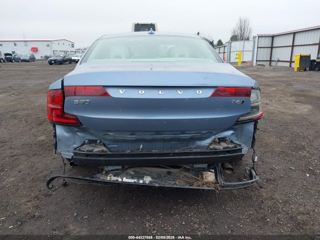YV1A22MK9H1015201 Volvo S90 T6 Momentum
