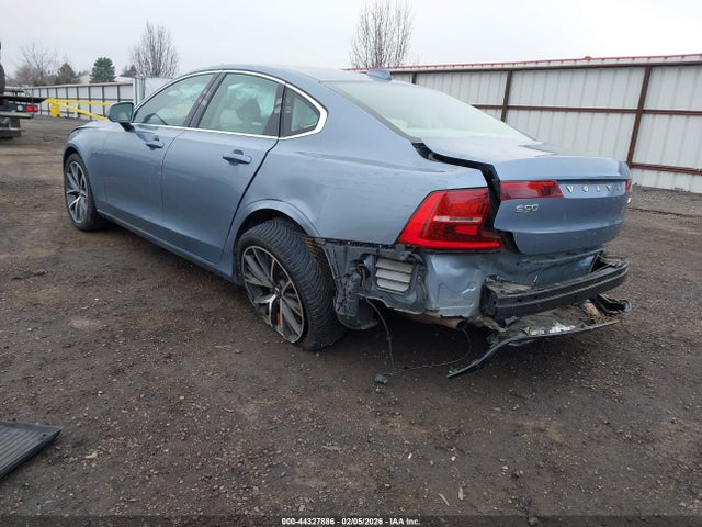 2017 VOLVO S90 YV1A22MK9H1015201 Photo 2
