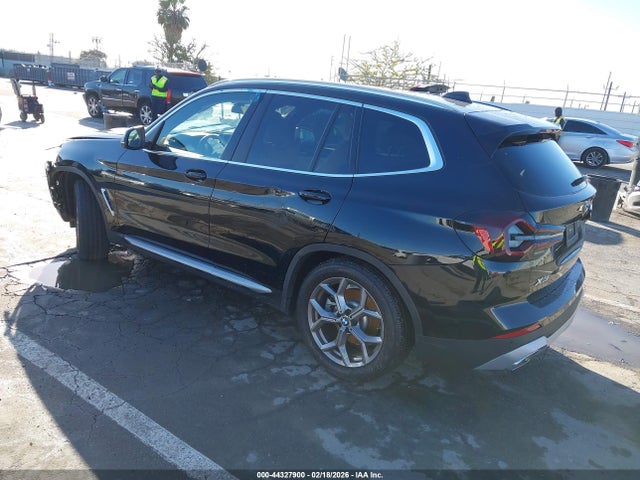 2023 BMW X3 5UX43DP08P9T13856 Photo 2