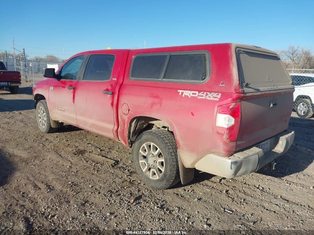 2019 TOYOTA TUNDRA 5TFDY5F13KX809445 Photo 2
