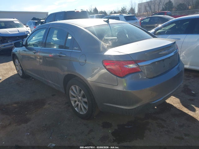 Продажа на аукционе авто 2012 Chrysler 200 Touring, vin: 1C3CCBBB6CN299861, номер лота: 44327931