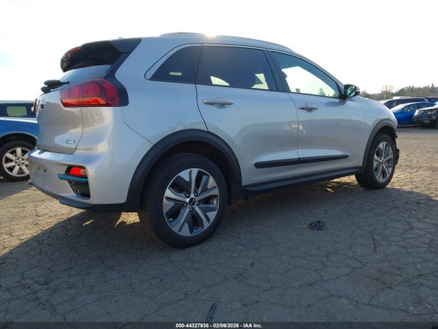 2020 KIA NIRO EV KNDCC3LG9L5062468 Photo 3