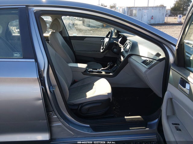 5NPE24AF9FH027462 Hyundai SONATA SE