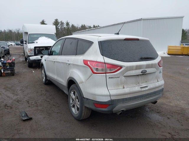1FMCU9G92GUA22459 Ford ESCAPE SE