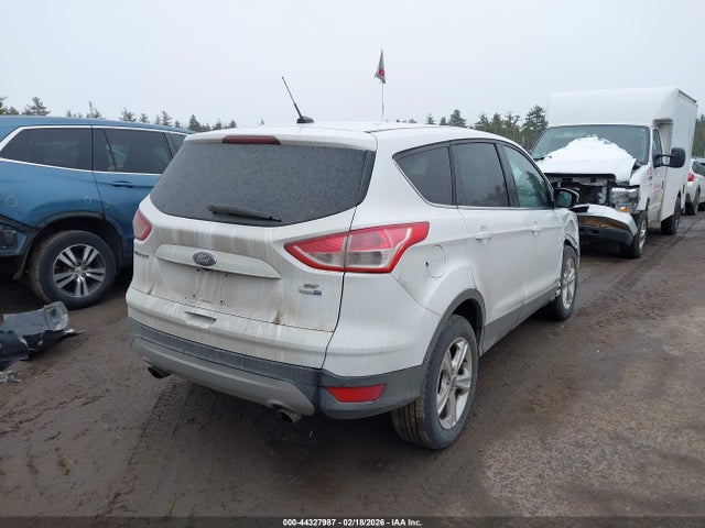 1FMCU9G92GUA22459 Ford ESCAPE SE