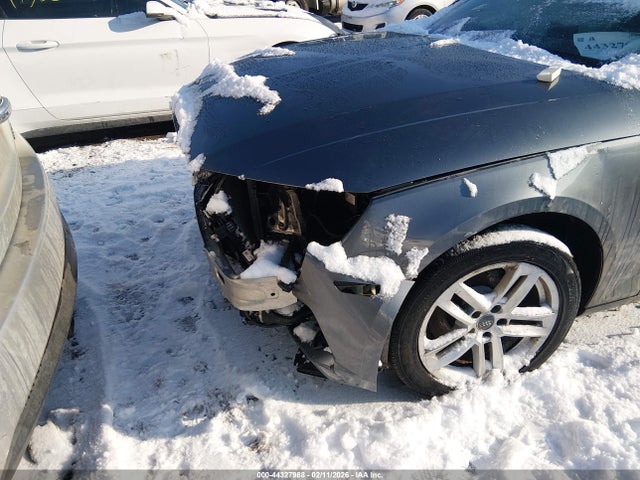 WAUGMAF49HN062060 Audi A4 2.0t Ultra Premium