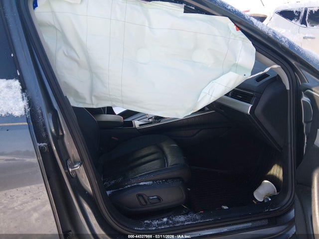 WAUGMAF49HN062060 Audi A4 2.0t Ultra Premium