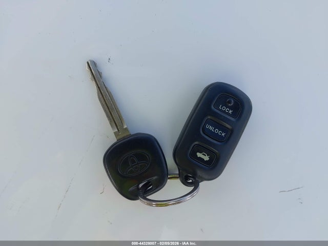 2002 Toyota Camry Xle V6 მანქანა იყიდება აუქციონზე, vin: JTDBF30K020013702, აუქციონის ნომერი: 44328007