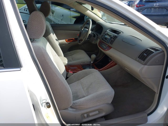 2002 Toyota Camry Xle V6 მანქანა იყიდება აუქციონზე, vin: JTDBF30K020013702, აუქციონის ნომერი: 44328007